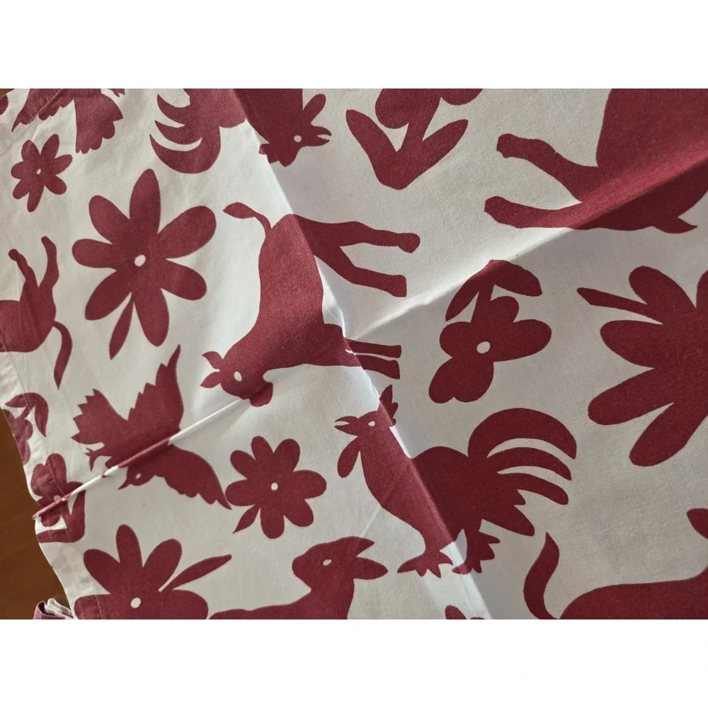 Potterybarn Folk Art Farm Animal Napkin (7) White Red Donkey Bird Cow Holiday